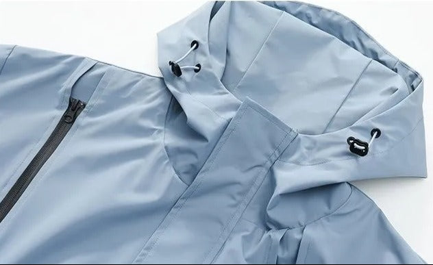 Autumn/winter jacket with zippers