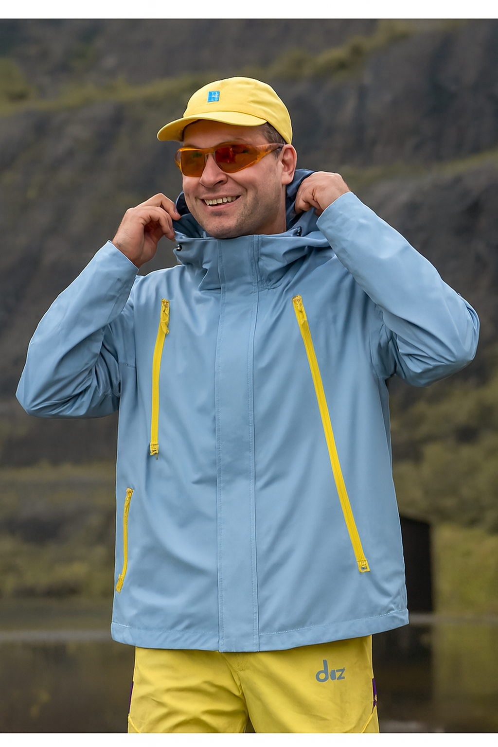 Autumn/winter jacket with zippers